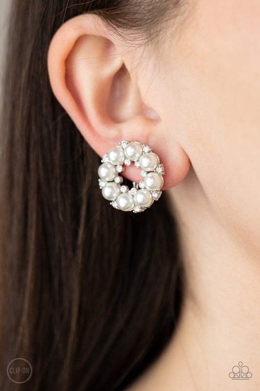 Roundabout Ritz - White Clip-On